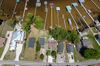 2313 Waccamaw Shores Road, Lake Waccamaw, NC 28450 – photo 10: Property Outline