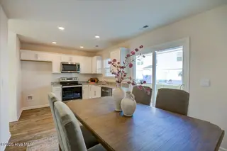 4129 Laurel Ridge Drive B, Greenville, NC 27834 — 2-bedroom townhome in Laurel Ridge, Greenville, NC, photo 11 of 27: 4129 Laurel Ridge Drive B
