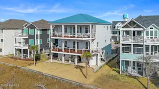 109 Coral Bay Court, Atlantic Beach, NC 28512 – photo 9: 109 Coral Bay Court