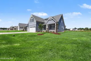 64 Howell Farm Drive, Selma, NC 27576 – photo 4: 004_file_5851