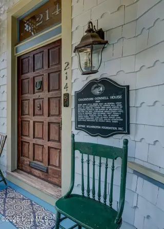 214 Nun Street, Wilmington, NC 28401 – photo 2: Historic Plaque