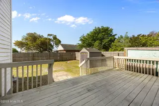 2501 Avery Street, Morehead City, NC 28557 – photo 19: 19-web-or-mls-2501 Avery St 019
