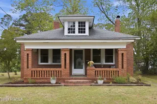 316 N Charlotte Street, Washington, NC 27889 – photo 1: 24-web-or-mls-img_0008