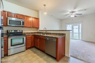 429 Caldwell Loop, Jacksonville, NC 28546 – photo 9: mls-DSC08756