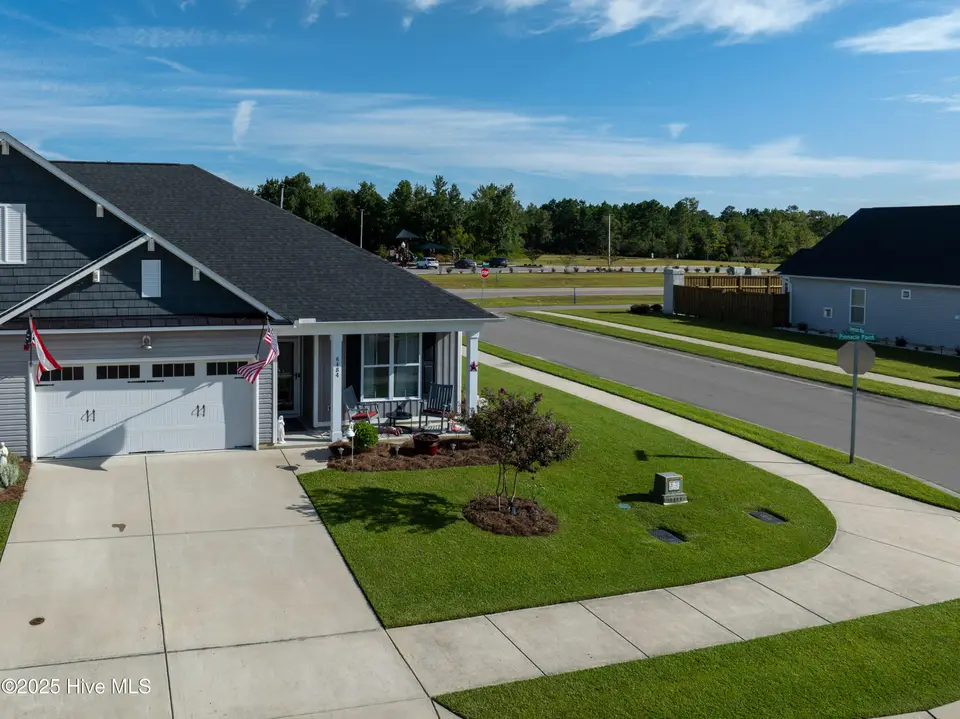 6484 Pinnacle Point, Winnabow, NC 28479 – photo 1 of 36: 6484 Pinnacle Point MLS-4
