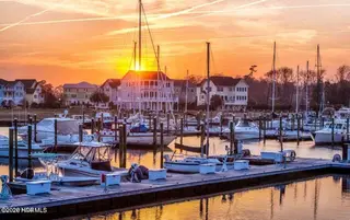2555 St James Drive SE Unit 303, Southport, NC 28461 — 3-bedroom condo in St James, Southport, NC, photo 5 of 31: Wade.4