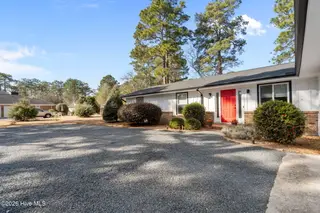 1425 Monticello Drive, Pinehurst, NC 28374 – photo 2: 49-web-or-mls-DSC08008 4.22.36PM