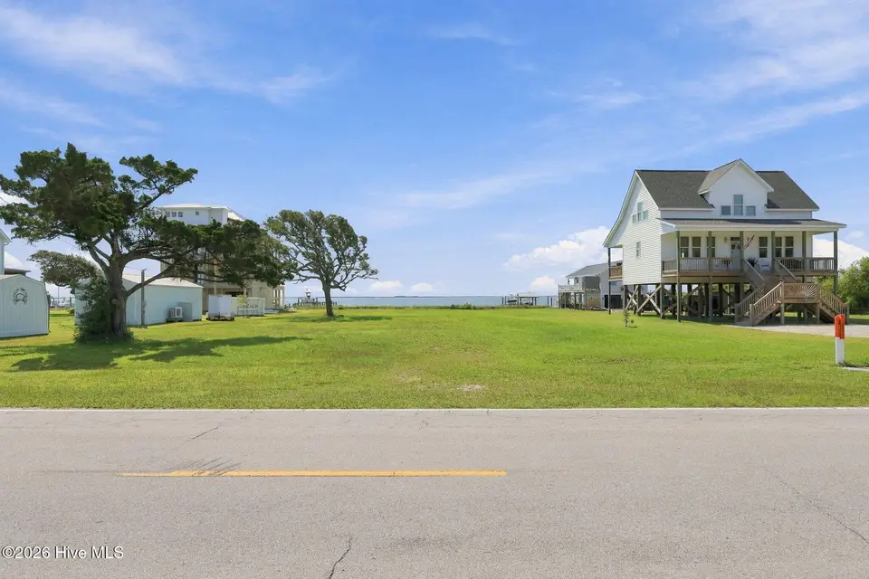 606 Island Road, Harkers Island, NC 28531 – photo 1 of 14: 17-web-or-mls-IMG_2981