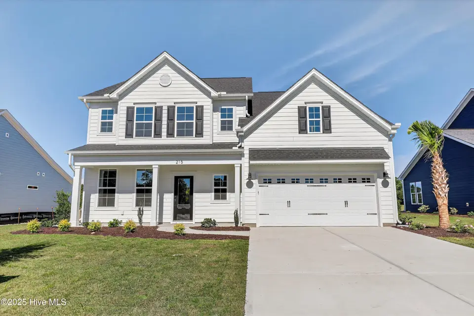 215 Planters Walk, Hampstead, NC 28443 – photo 1 of 1: Front Exterior