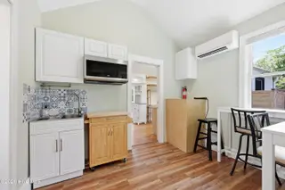 109 Noyes Avenue, Morehead City, NC 28557 – photo 12: Bonus Room/mud room