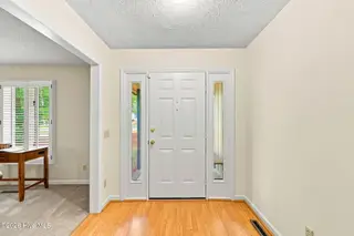 215 Merion Circle, Pinehurst, NC 28374 – photo 5: 12-web-or-mls-IMG_0782 - edited