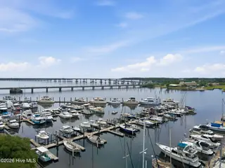 202 Sky Sail Boulevard, New Bern, NC 28560 – photo 2: 202 Sky Sail Boulevard