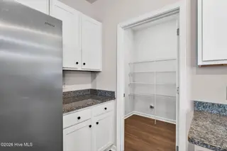1573 Murre Court SE, Bolivia, NC 28422 — 5-bedroom home in Avalon, Bolivia, NC, photo 18 of 48: Pantry