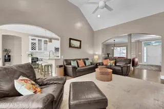 928 Wild Dunes Circle, Wilmington, NC 28411 — 4-bedroom waterfront home in Porters Neck Plantation, Wilmington, NC, photo 13 of 70: 013_img_7764_654