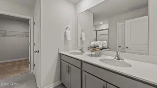 4004 Montford Drive, New Bern, NC 28562 – photo 22: 41-web-or-mls-DSC_9248