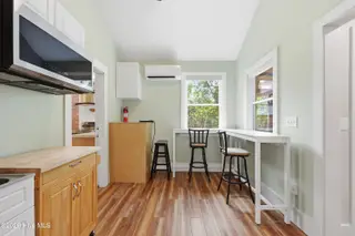 109 Noyes Avenue, Morehead City, NC 28557 – photo 16: Bonus room from side entrance