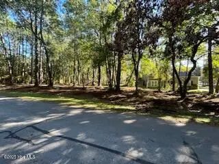 900 Crooked Creek Drive, New Bern, NC 28560 – photo 14: IMG_0997