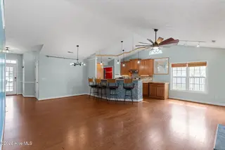 7620 Champlain Drive, Wilmington, NC 28412 – photo 11: 34-web-or-mls-DSC08549