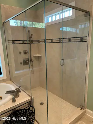 4611 Lapis Court, New Bern, NC 28562 – photo 14: Primary Bathroom Shower