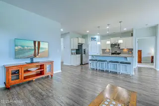 520 Slippery Rock Way, Calabash, NC 28467 — 3-bedroom home in The Farm, Calabash, NC, photo 11 of 33: 520SlipperyRock-familyroom3