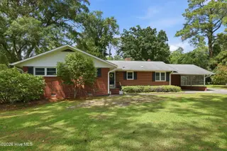 3030 Fairway Road, Morehead City, NC 28557 – photo 2: 1-web-or-mls-1S3A9215
