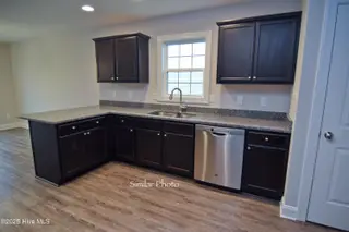419 Montgomery Drive, Jacksonville, NC 28546 – photo 12: DSC_0027-4