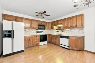1113 Riverside Avenue, Elizabeth City, NC 27909 – photo 4: Kitchen