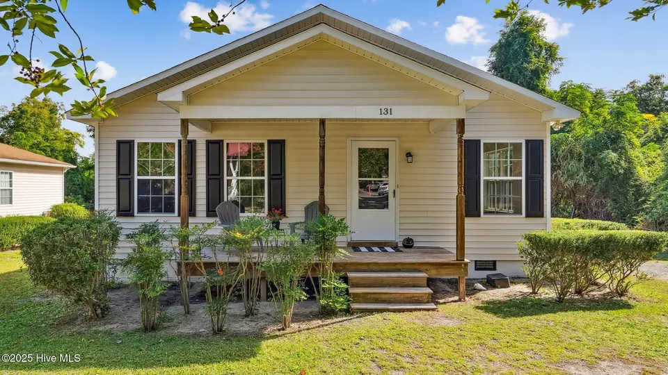 131 N Hardin Street, Southern Pines, NC 28387 – photo 1 of 25: 2_DSC09099 copy