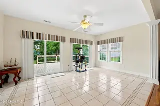 116 Frost Court, New Bern, NC 28560 – photo 4: 25-web-or-mls-DSC_9782_edit