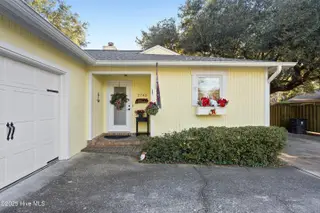2745 Scotts Hill Loop Road, Wilmington, NC 28411 – photo 3: mls-DSC06155