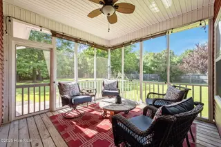 105 Sandstone Court, Jacksonville, NC 28546 — 4-bedroom home in Brookstone, Jacksonville, NC, photo 11 of 55: 11-web-or-mls-11