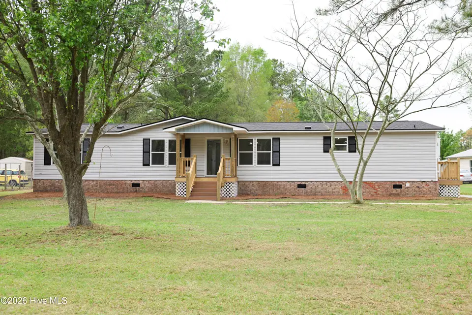 590 Luther Banks Road, Richlands, NC 28574 – photo 1 of 17: scholar-1
