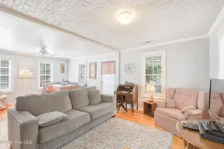 493 Island Road, Harkers Island, NC 28531 – photo 6: Living Room
