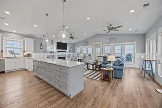 116 W Dolphin Drive, Oak Island, NC 28465 – photo 13: 32-web-or-mls-IMG_4333