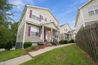 102 Sea Knight Lane, Havelock, NC 28532 – photo 3: 3-web-or-mls-DSC_9043