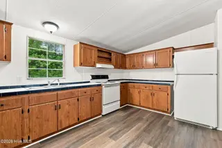 286 Mill Creek Road, Newport, NC 28570 – photo 10: Kitchen