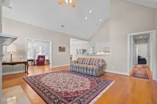 301 Foxwood Lane, Wilmington, NC 28409 – photo 8: 55-web-or-mls-DSC09701