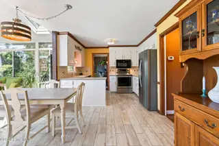 3232 Grey Leaf Drive, Wilmington, NC 28409 — 4-bedroom home in Woodberry Forest, Wilmington, NC, photo 13 of 51: 3232 Grey Leaf kitchen bn