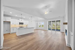 4016 Smoked Maple Drive 60, Leland, NC 28451 – photo 15: 15_big room