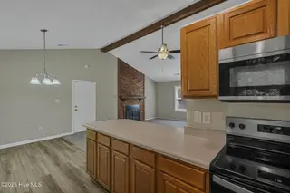 821 Shadowridge Road, Jacksonville, NC 28546 – photo 12: 821 shadowridge 8