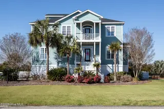 8308 Lakeview Drive, Wilmington, NC 28412 – photo 1