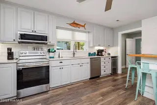 221 NE 58th Street, Oak Island, NC 28465 – photo 20: KITCHEN