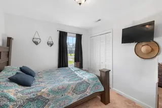 114 Wolfpack Court, Havelock, NC 28532 – photo 10: 8-web-or-mls-cchadwick-visuals-114-wolfp