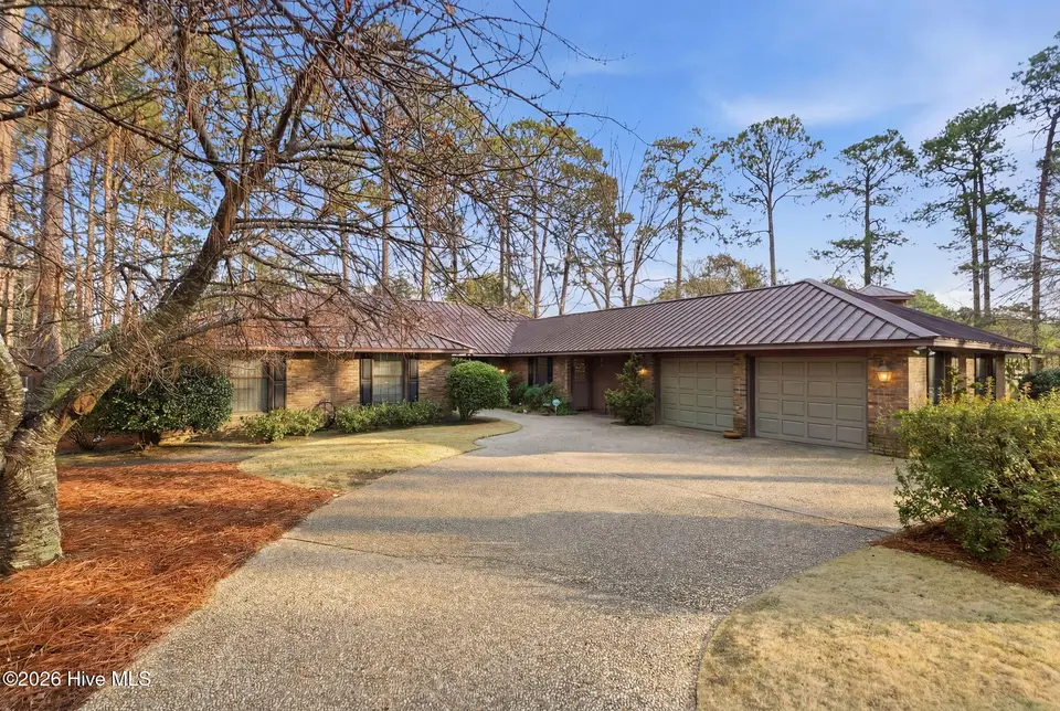 205 Baltusrol Lane, Pinehurst, NC 28374 – photo 1 of 76: 205 Baltusrol Lane-1