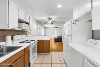 209 Dewitt Street, Jacksonville, NC 28540 — 3-bedroom home in Oak Grove, Jacksonville, NC, photo 10 of 23: dewitt-10