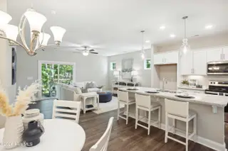 308 Lusterleaf Lane # 2, Shallotte, NC 28470 — 3-bedroom townhome in Rourk Woods, Shallotte, NC, photo 12 of 35: interior.8