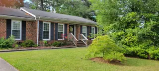 210 Pearl Drive, Greenville, NC 27834 – photo 1: Front Walk
