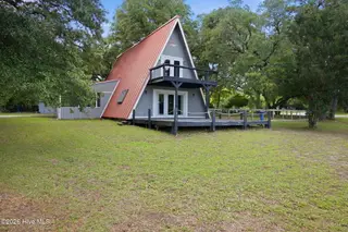 1098 Kings Landing Road, Hampstead, NC 28443 – photo 4: 2-web-or-mls-IMG_4928 (2)
