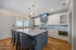 208 Radio Island Road, Morehead City, NC 28557 — 4-bedroom home in Tide Lines, Morehead City, NC, photo 9 of 62: 35-web-or-mls-208 Radio Island 055