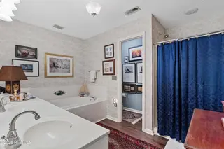 4106 Breezewood Drive Apt 102, Wilmington, NC 28412 – photo 24: 24_bathroom